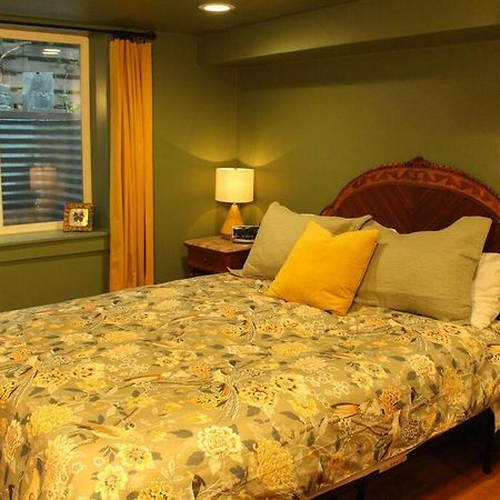 Apartmán Heart Of Woodstock, 10 Min Walk To Reed, With Private Garage! Portland Exteriér fotografie