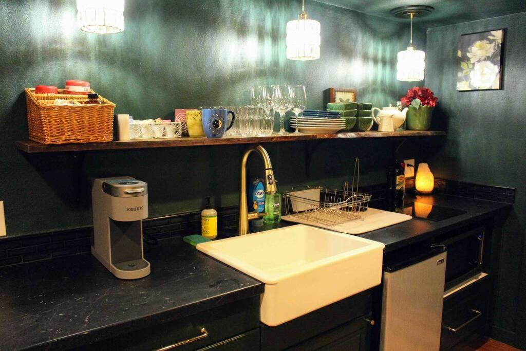 Apartmán Heart Of Woodstock, 10 Min Walk To Reed, With Private Garage! Portland Exteriér fotografie