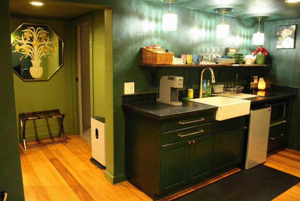 Apartmán Heart Of Woodstock, 10 Min Walk To Reed, With Private Garage! Portland Exteriér fotografie